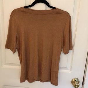 Banana Republic tee